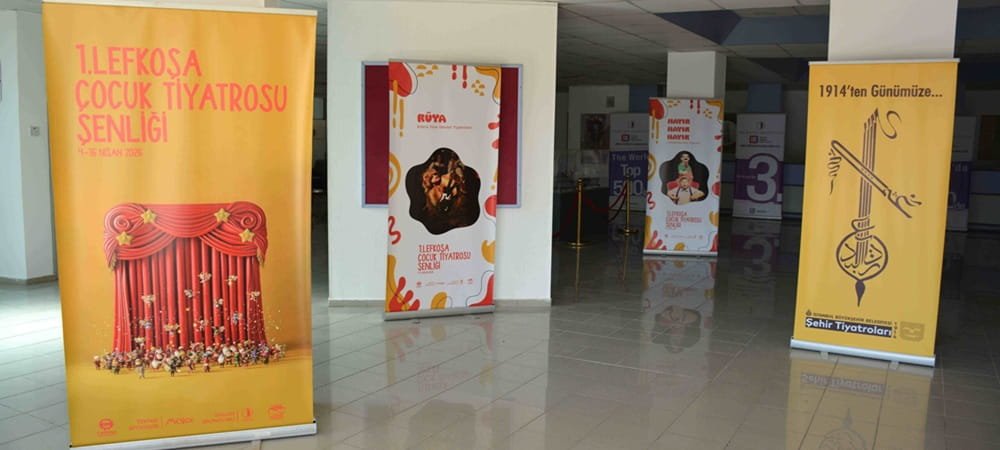 1.LEFKOŞA ÇOCUK TİYATROSU ŞENLİĞİ “SESLER ÜLKESİ” OYUNUYLA BAŞLADI