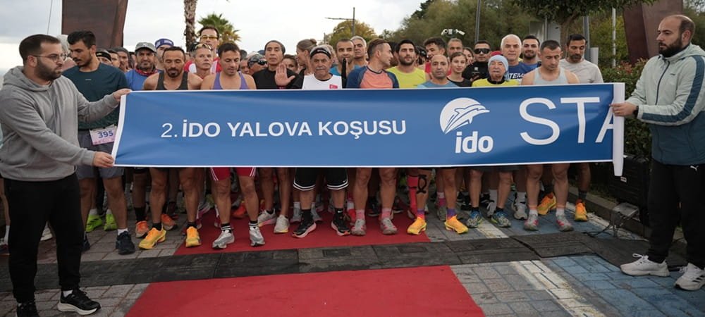 Yalova’da Yürüyen Köşk Parkurunda Koşu Heyecanı