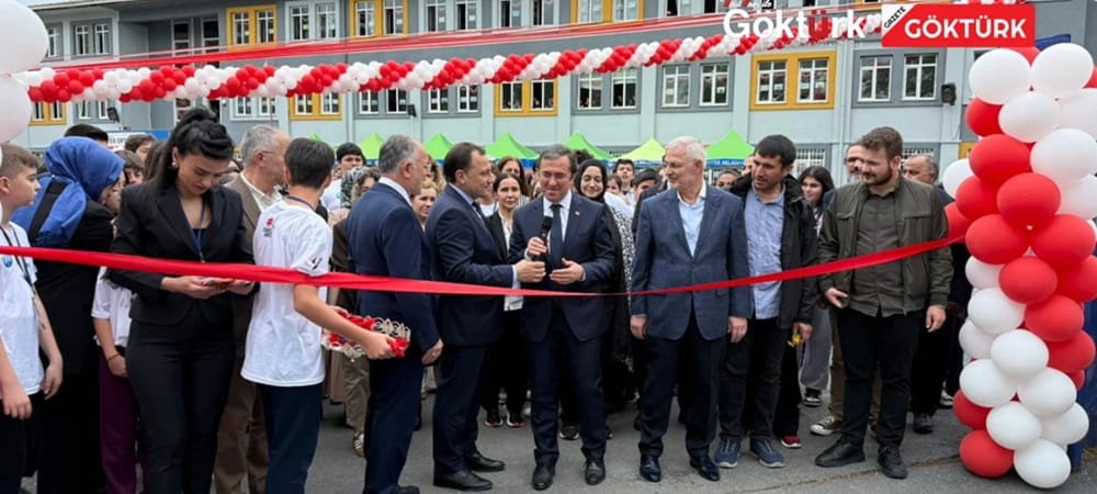 Sarıyer Ortaokulu’nda Bilim Şöleni: TÜBİTAK 4006-B Bilim Fuarı Büyük İlgi Gördü